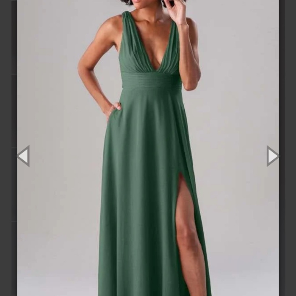 Elegant Green Maxi Dress